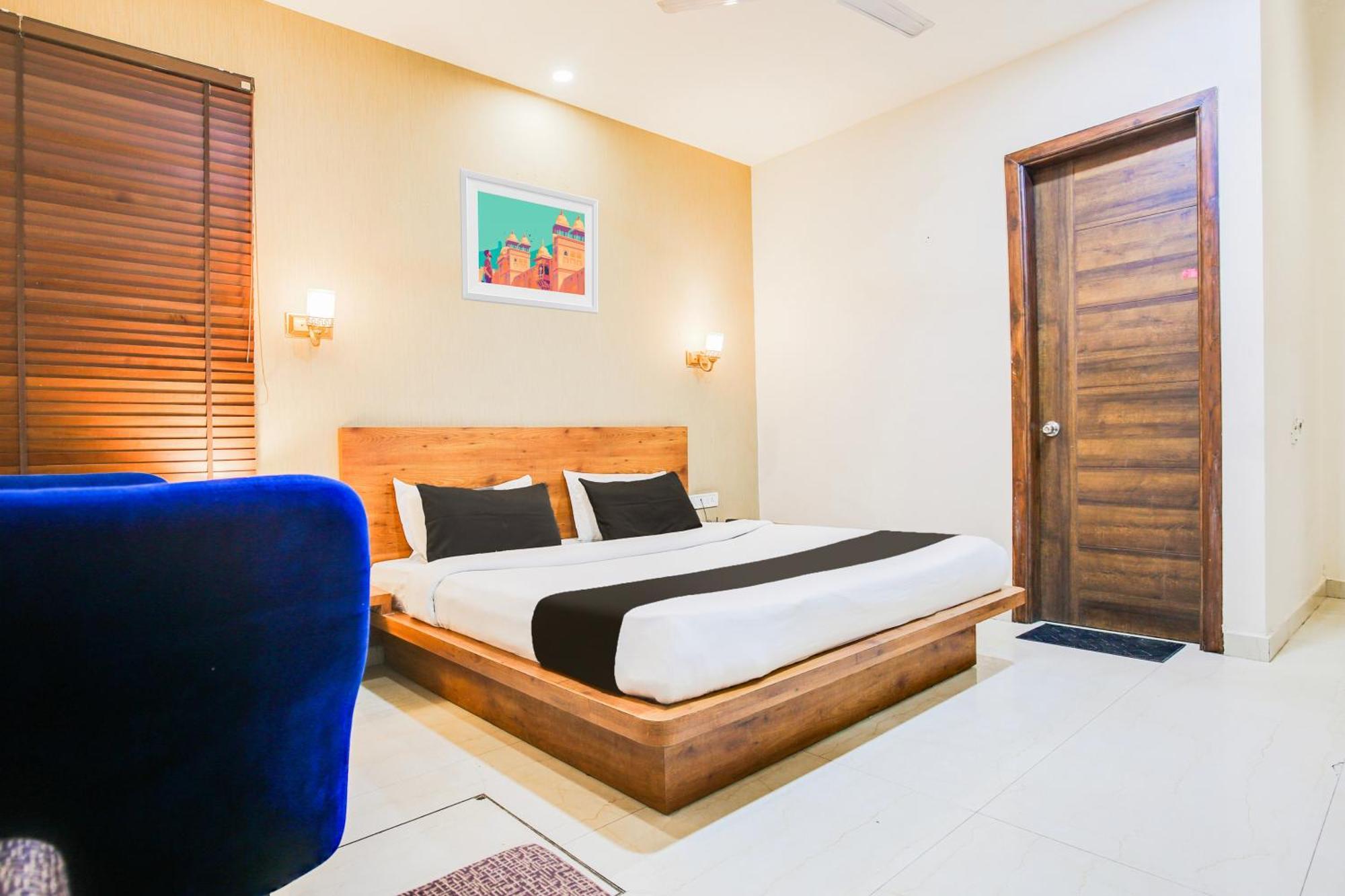Super Townhouse Grand Fortune Amritsar Exterior photo