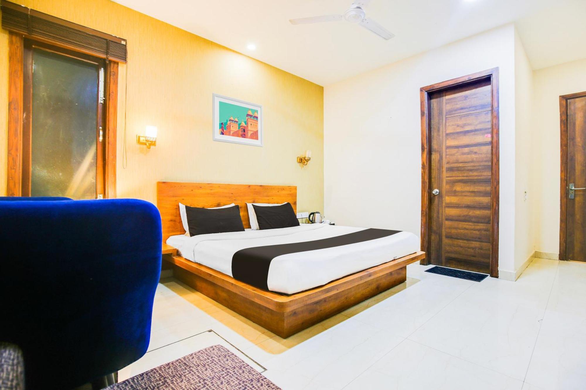 Super Townhouse Grand Fortune Amritsar Exterior photo