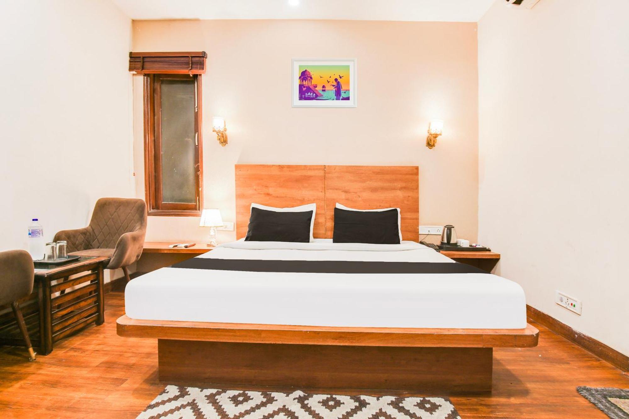 Super Townhouse Grand Fortune Amritsar Exterior photo